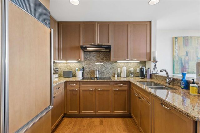 700 Park Regency Place NE 1607, Atlanta, GA 30326