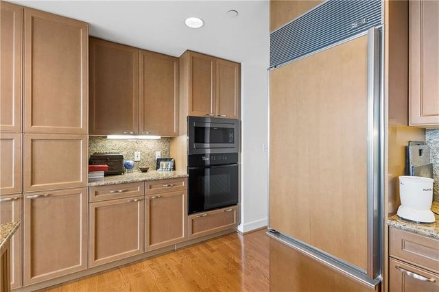700 Park Regency Place NE 1607, Atlanta, GA 30326
