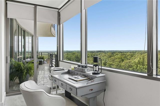 700 Park Regency Place NE 1607, Atlanta, GA 30326