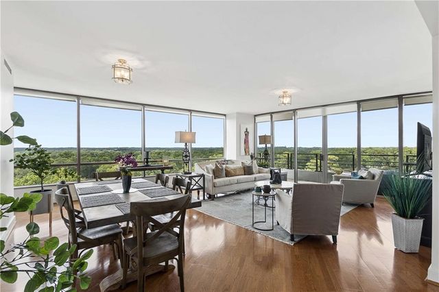 700 Park Regency Place NE 1607, Atlanta, GA 30326