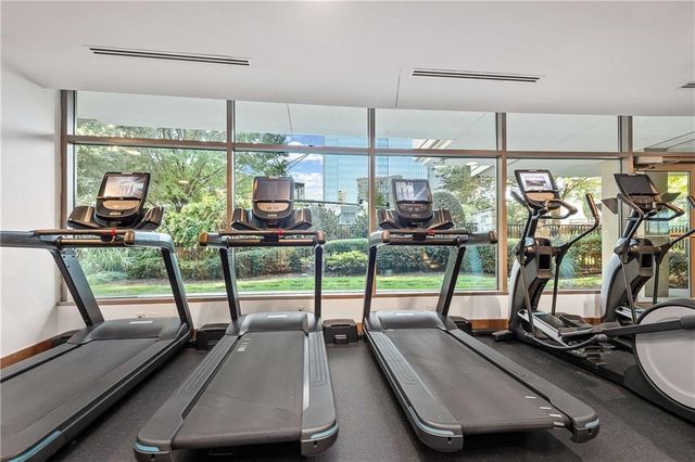 700 Park Regency Place NE 1607, Atlanta, GA 30326