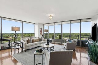 700 Park Regency Place NE 1607, Atlanta, GA 30326