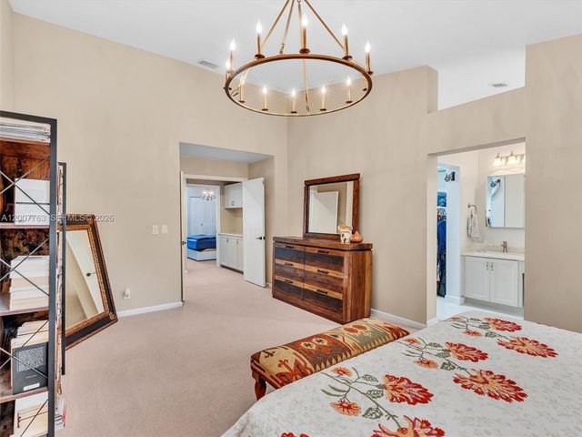 1958 E Discovery Circle E, Deerfield Beach, FL 33442