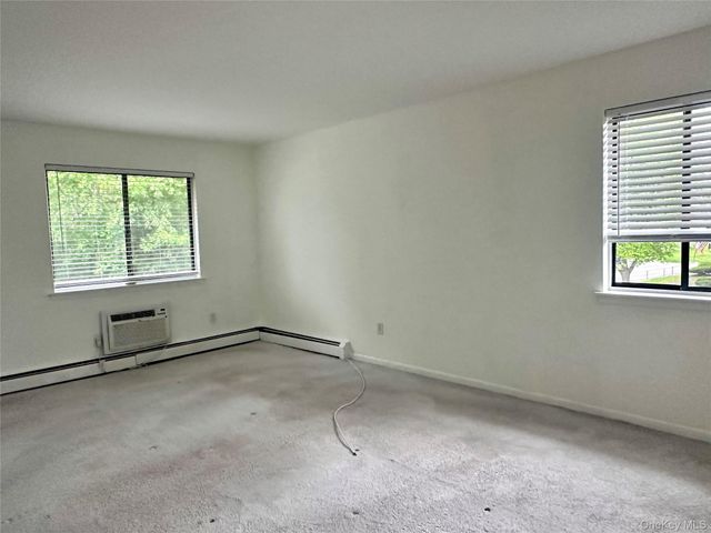 3 LOUDON Drive 6, Fishkill, NY 12524
