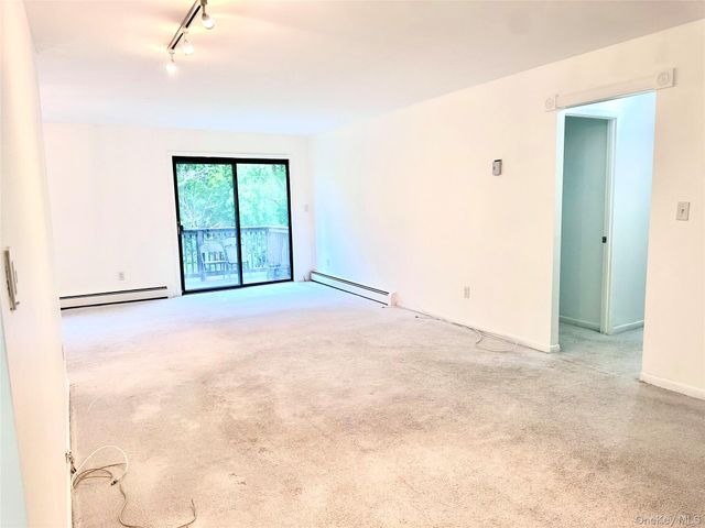 3 LOUDON Drive 6, Fishkill, NY 12524