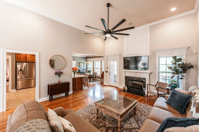 112 Turning Leaf Way, Hendersonville, TN 37075