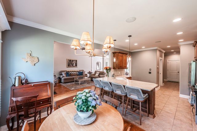 112 Turning Leaf Way, Hendersonville, TN 37075