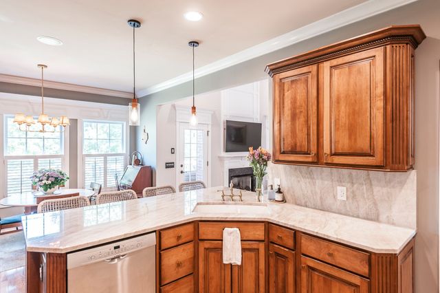 112 Turning Leaf Way, Hendersonville, TN 37075