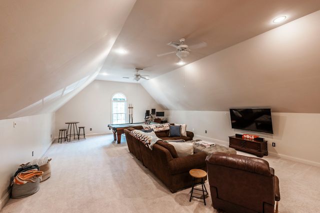 112 Turning Leaf Way, Hendersonville, TN 37075