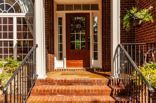 112 Turning Leaf Way, Hendersonville, TN 37075
