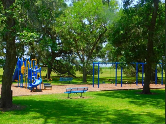 236 Middle Bayou Trail, Angleton, TX 77515