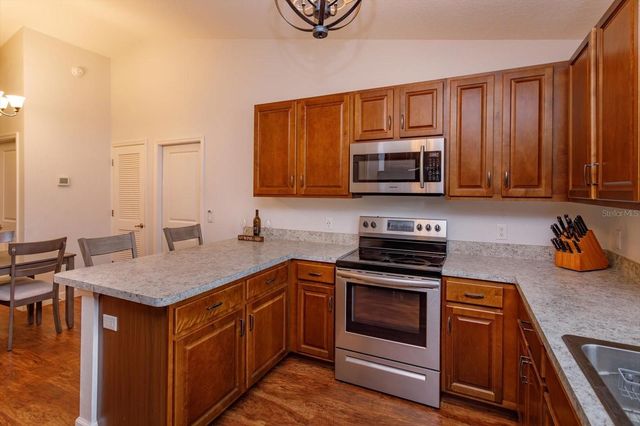 573 CHARLES AVENUE, Orange City, FL 32763