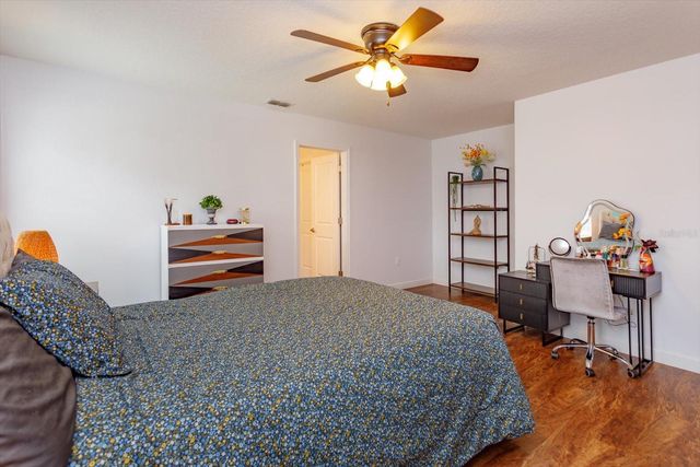 573 CHARLES AVENUE, Orange City, FL 32763