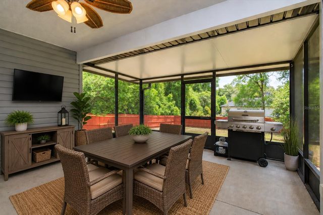 573 CHARLES AVENUE, Orange City, FL 32763