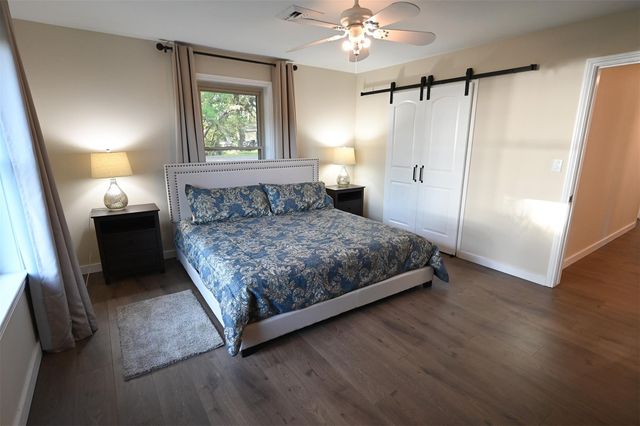 1013 Quail Lane, Eagle Lake, TX 77434