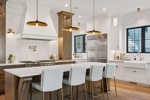 5341 Kellogg Avenue, Edina, MN 55424