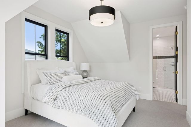 5341 Kellogg Avenue, Edina, MN 55424