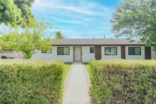 8400 Chimineas Avenue, Northridge, CA 91325