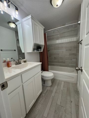 848 Agile Street, Hewitt, TX 76643