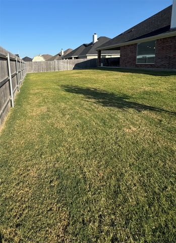 848 Agile Street, Hewitt, TX 76643