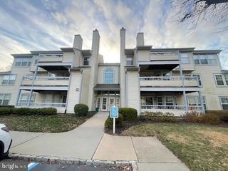 205 SALEM CT #10, Princeton, NJ 08540