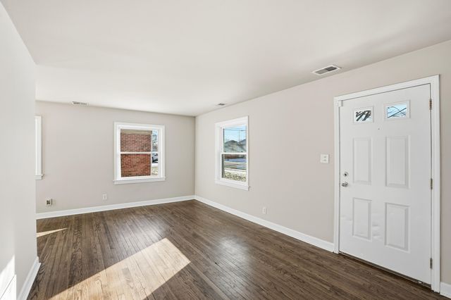 2731 Strong Street, Highland, IN 46322