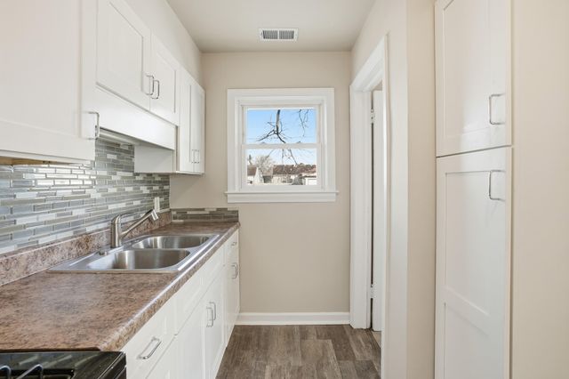 2731 Strong Street, Highland, IN 46322