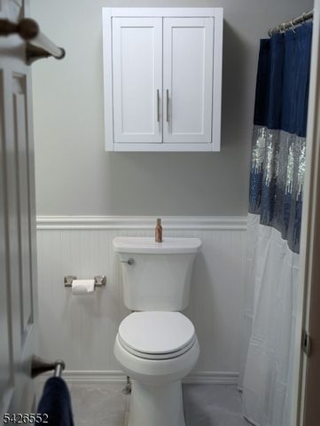 13 Oak St, Rockaway Boro, NJ 07866