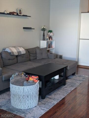 13 Oak St, Rockaway Boro, NJ 07866