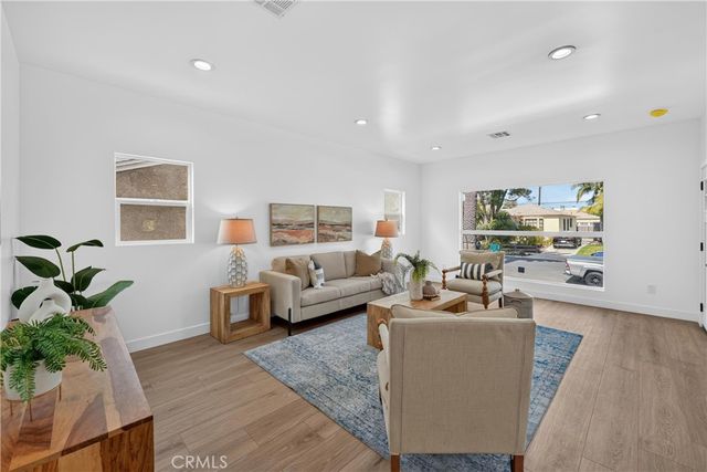 3005 Cedar, Long Beach, CA 90806