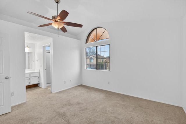 8825 Lemas Rd, Sacramento, CA 95828