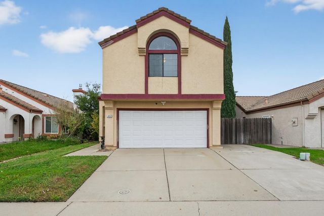 8825 Lemas Rd, Sacramento, CA 95828