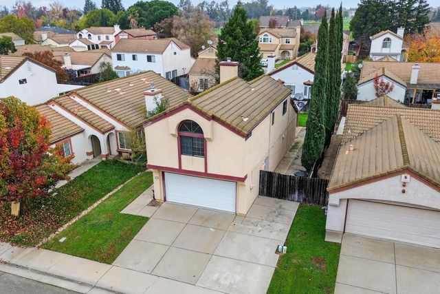 8825 Lemas Rd, Sacramento, CA 95828