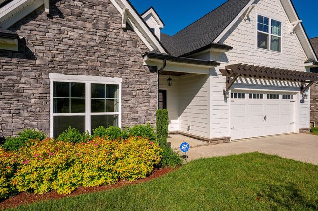 1418 Proprietors Pl, Murfreesboro, TN 37128