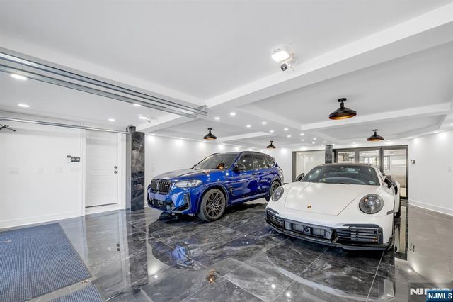 22 Berkshire Place, Englewood Cliffs, NJ 07632