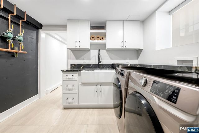22 Berkshire Place, Englewood Cliffs, NJ 07632