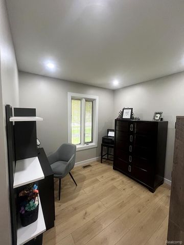 14802 Annapolis Drive, Sterling Heights, MI 48313
