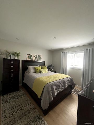 14802 Annapolis Drive, Sterling Heights, MI 48313
