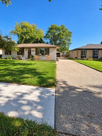 14802 Annapolis Drive, Sterling Heights, MI 48313
