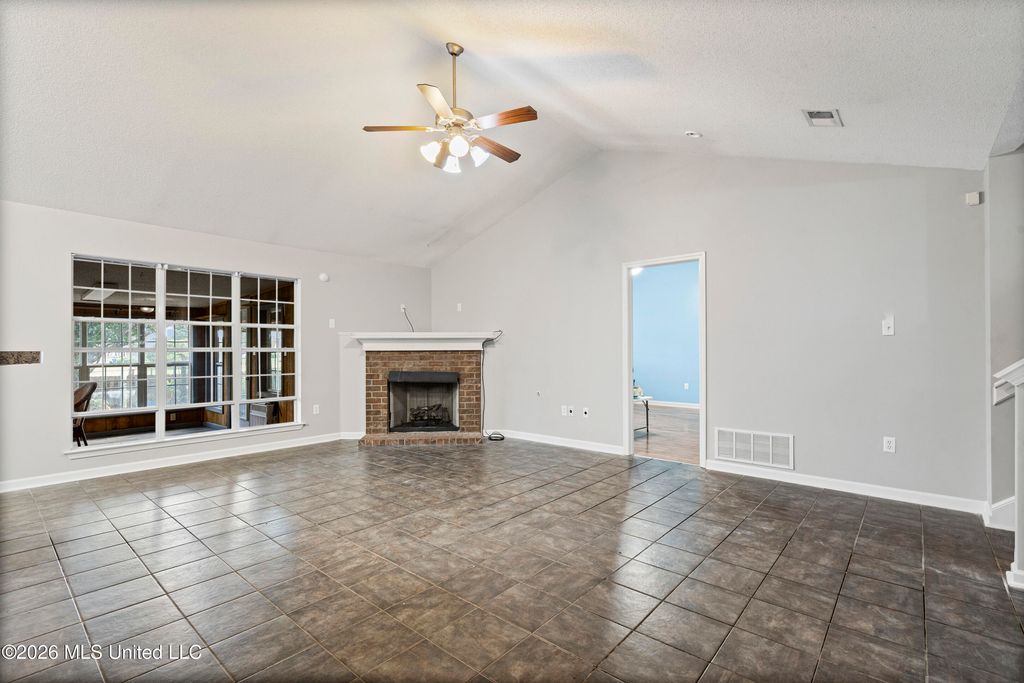 10481 Rhapsody Cove, Walls, MS 38680 — photo 4