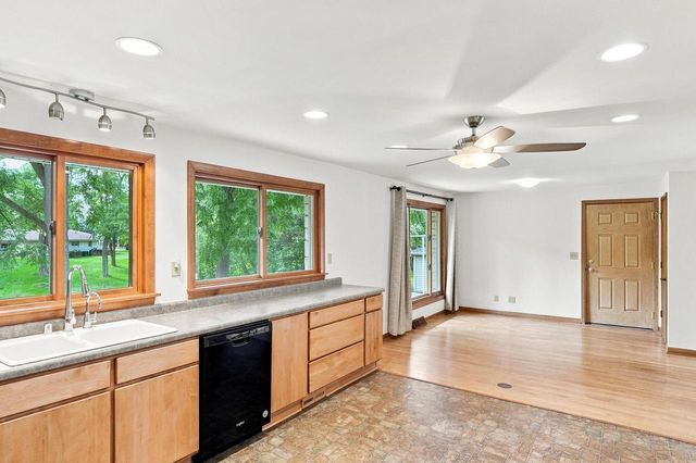 W237N6597 Orchard DRIVE, Sussex, WI 53089