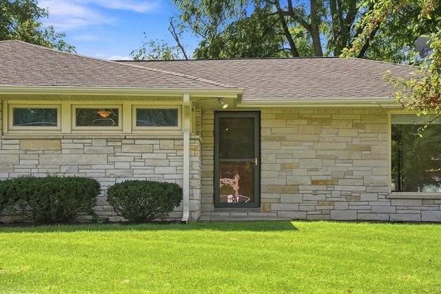 W237N6597 Orchard DRIVE, Sussex, WI 53089