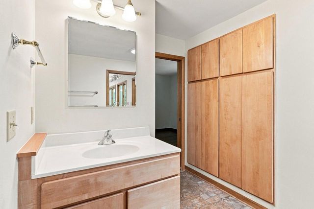 W237N6597 Orchard DRIVE, Sussex, WI 53089