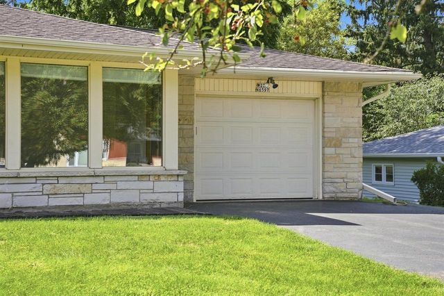 W237N6597 Orchard DRIVE, Sussex, WI 53089