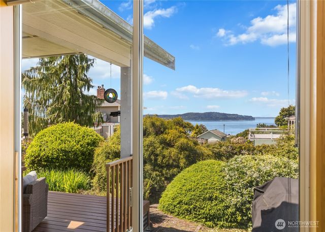 1411 Starling Street, Steilacoom, WA 98388