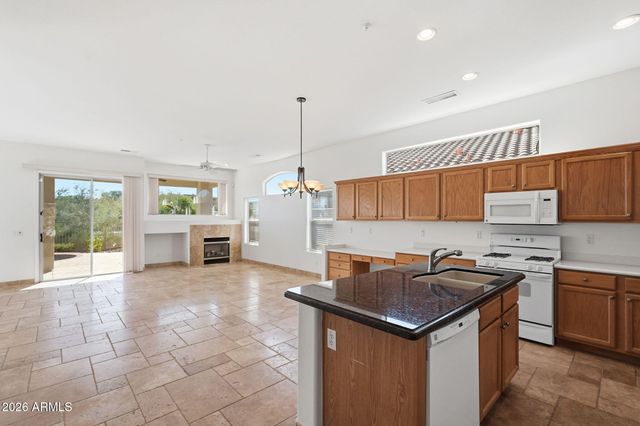 15707 E CACTUS Drive E, Fountain Hills, AZ 85268