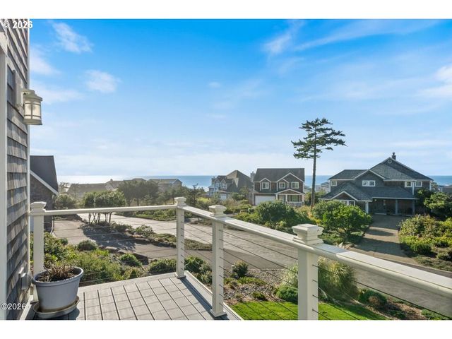 415 FALL CREEK Dr, Oceanside, OR 97134
