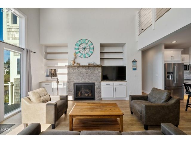 415 FALL CREEK Dr, Oceanside, OR 97134