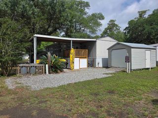 348 Bridge St., Garden City Beach, SC 29576