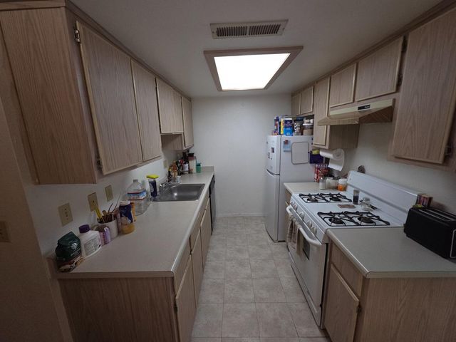 565 North St, Corning, CA 96021